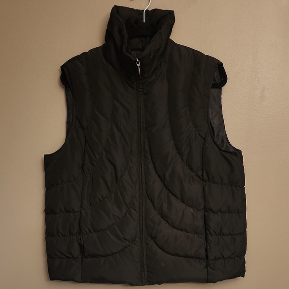 Nine West Black Quilted Vest with Stand-Up Collar - Picture 2 of 9
